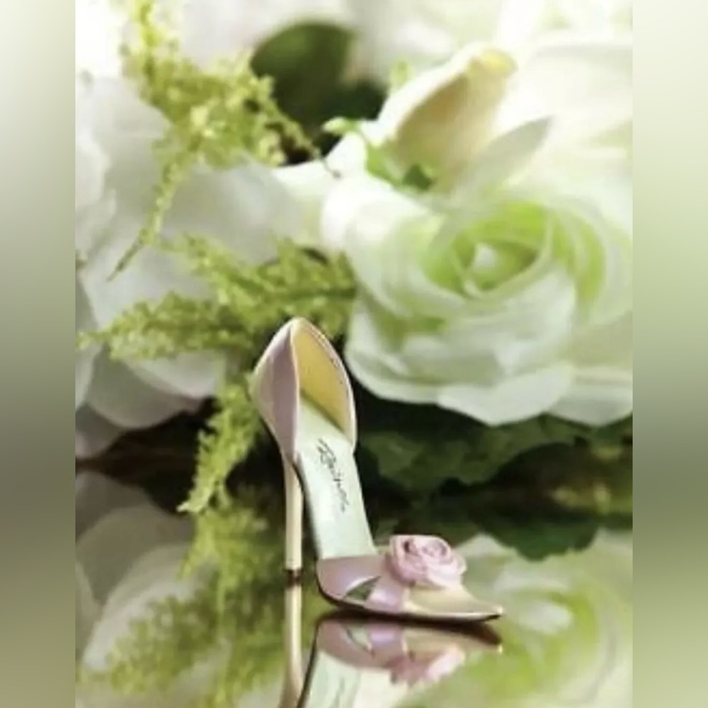 Brand New RARE Just The Right Shoe ‘STEADFAST ROSE’ by Raine - #J120120